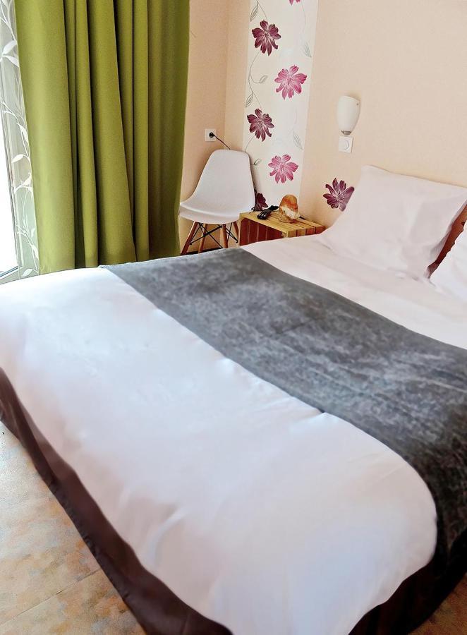 Du Cote De Chez Sam Hotel Andelaroche Luaran gambar
