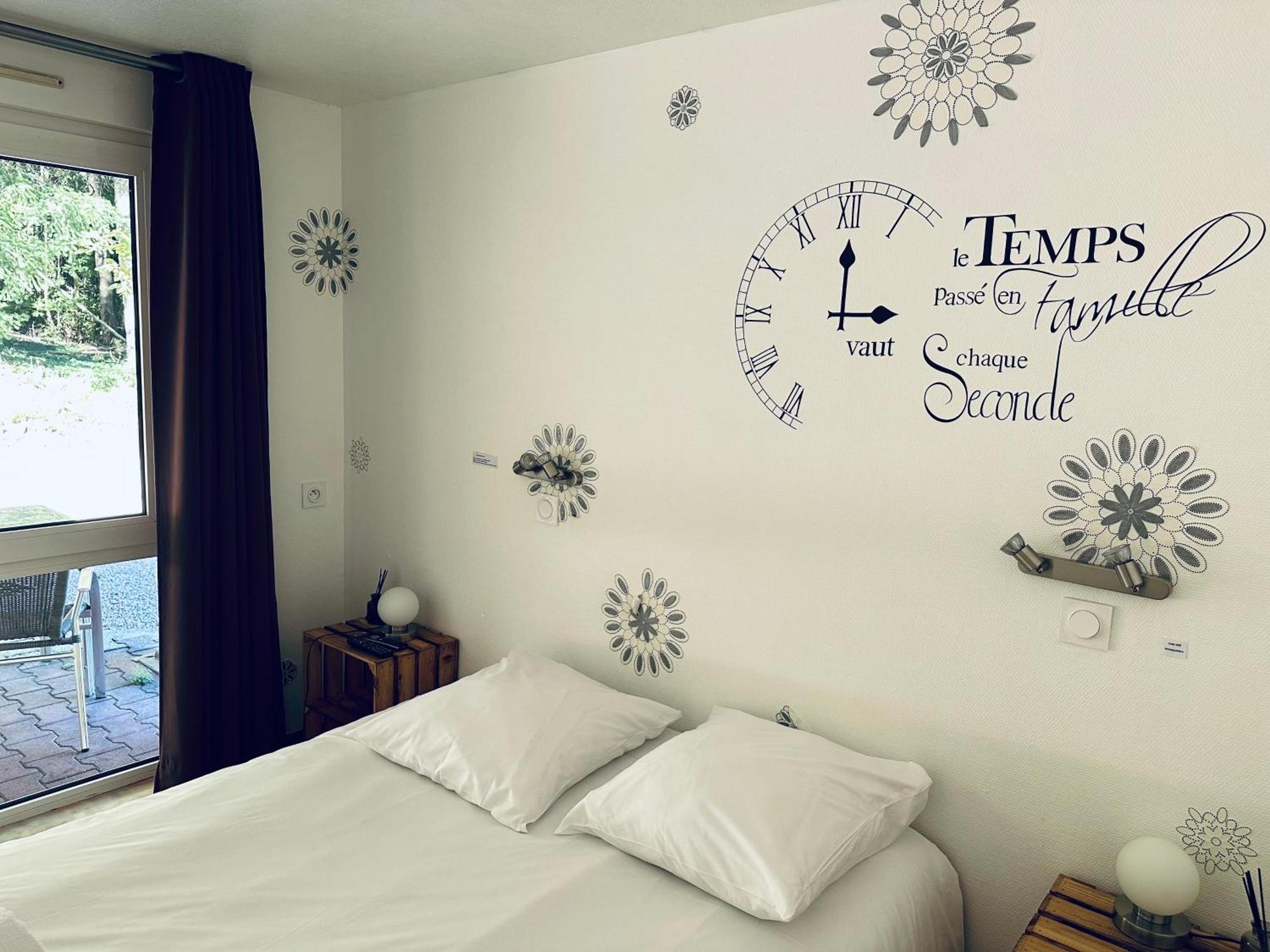 Du Cote De Chez Sam Hotel Andelaroche Luaran gambar